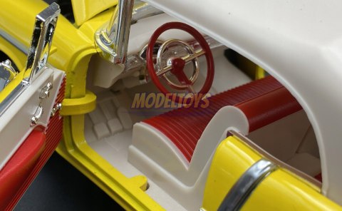 Chevrolet Bel Air 1955 1:18 yellow model Motormax 73184 Chevrolet Bel Air 1955 1:18 yellow model Motormax 73184