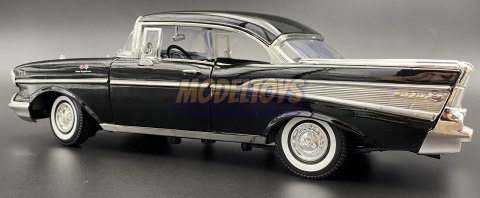 Chevrolet Bel Air 1957 1:18 model Motormax 73180 Chevrolet Bel Air 1957 1:18 model Motormax 73180