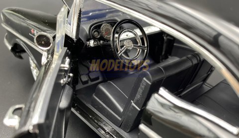 Chevrolet Bel Air 1957 1:18 model Motormax 73180 Chevrolet Bel Air 1957 1:18 model Motormax 73180