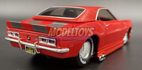 Chevrolet CAMARO Z28 1968 1:24 32508 Maisto Design Chevrolet CAMARO Z28 1968 1:24 32508 Maisto Design