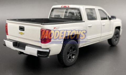 Chevrolet Silverado Z71 2017 model Welly 1:29 Chevrolet Silverado Z71 2017 model Welly 1:29