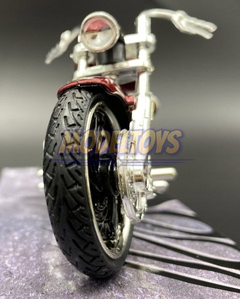 Chopper Iron CUSTOM red 1:18 Motormax Chopper Iron CUSTOM red 1:18 Motormax