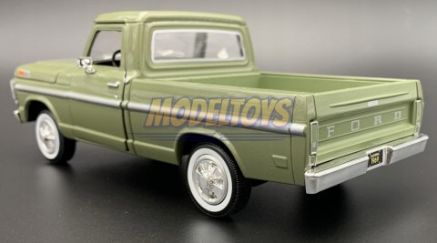 Ford F-100 Pickup 1969 1:24 Motormax 79315 Ford F-100 Pickup 1969 1:24 Motormax 79315