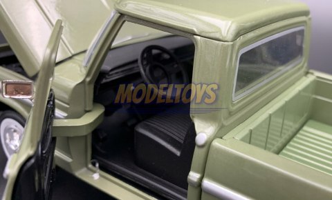 Ford F-100 Pickup 1969 1:24 Motormax 79315 Ford F-100 Pickup 1969 1:24 Motormax 79315