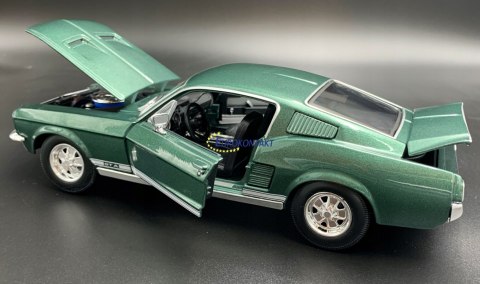 Ford MUSTANG GTA Fastback 1967 1:18 Maisto 31166 Ford MUSTANG GTA Fastback 1967 1:18 Maisto 31166