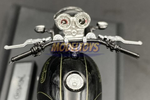 NORTON Commando 961 SE model motocykl 1:18 Welly NORTON Commando 961 SE model motocykl 1:18 Welly