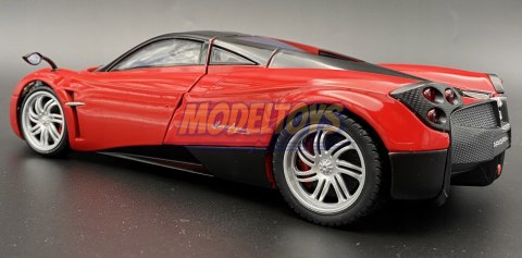PAGANI Huayra red 1:18 model Motormax 79160 PAGANI Huayra red 1:18 model Motormax 79160