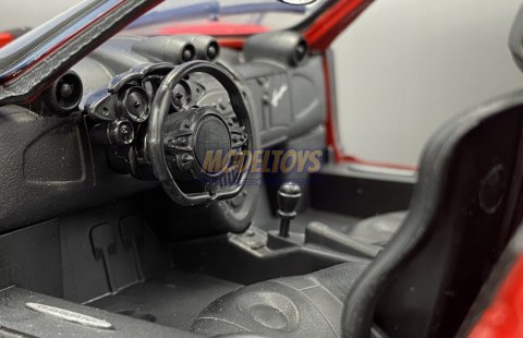 PAGANI Huayra red 1:18 model Motormax 79160 PAGANI Huayra red 1:18 model Motormax 79160