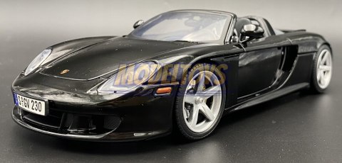 PORSCHE Carrera GT black 1:18 model Motormax 73163 PORSCHE Carrera GT black 1:18 model Motormax 73163