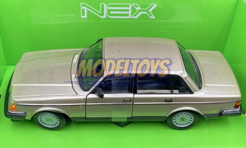VOLVO 240 GL gold model 24102 Welly 1:24 VOLVO 240 GL gold model 24102 Welly 1:24
