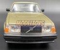 VOLVO 240 GL gold model 24102 Welly 1:24