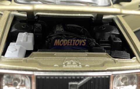 VOLVO 240 GL gold model 24102 Welly 1:24 VOLVO 240 GL gold model 24102 Welly 1:24
