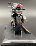 YAMAHA FZ1 Fazer 2006 na podstawce 1:18 Motormax