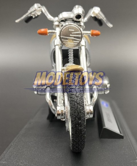 BMW R1200 C James Bond model 1:18 Welly metalowy BMW R1200 C James Bond model 1:18 Welly metalowy
