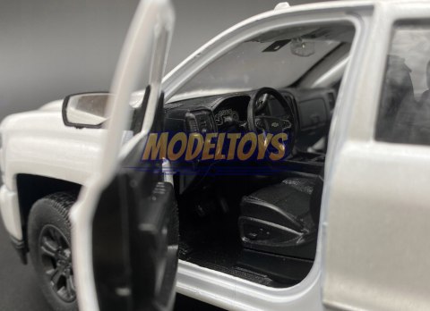 Chevrolet Silverado Z71 2017 model Welly 1:29 Chevrolet Silverado Z71 2017 model Welly 1:29