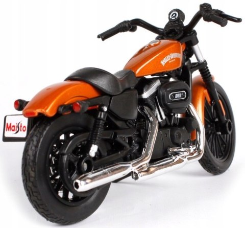 HARLEY DAVIDSON '14 Sportster Iron 883 1:18 Maisto HARLEY DAVIDSON '14 Sportster Iron 883 1:18 Maisto