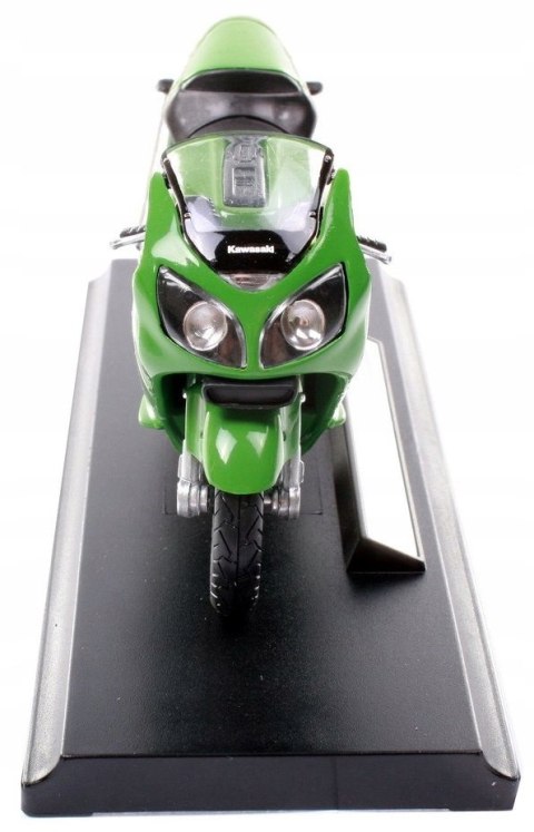 KAWASAKI Ninja ZX-12R 2001 model 1:18 Welly KAWASAKI Ninja ZX-12R 2001 model 1:18 Welly