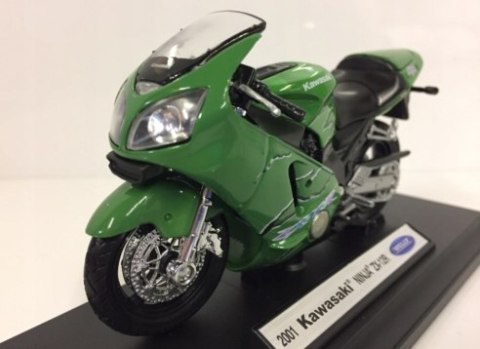 KAWASAKI Ninja ZX-12R 2001 model 1:18 Welly KAWASAKI Ninja ZX-12R 2001 model 1:18 Welly