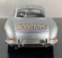 MERCEDES-BENZ 300 SL model 1:24 WELLY 24064