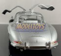 MERCEDES-BENZ 300 SL model 1:24 WELLY 24064