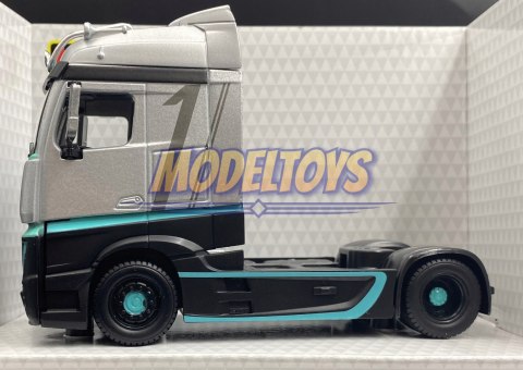 Mercedes ACTROS GigaSpace Custom Cabs Bburago 1:43 Mercedes ACTROS GigaSpace Custom Cabs Bburago 1:43