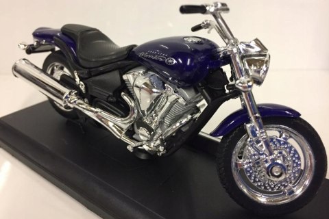 YAMAHA Road Star Warrior 2002 motocykl 1:18 Welly YAMAHA Road Star Warrior 2002 motocykl 1:18 Welly