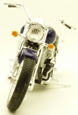 YAMAHA Road Star Warrior 2002 motocykl 1:18 Welly YAMAHA Road Star Warrior 2002 motocykl 1:18 Welly
