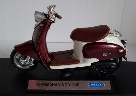 YAMAHA Vino YJ 50R '99 skuter motorower 1:18 Welly YAMAHA Vino YJ 50R '99 skuter motorower 1:18 Welly
