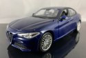 Alfa Romeo Giulia blue 1:24 model Bburago 21080