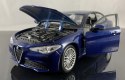 Alfa Romeo Giulia blue 1:24 model Bburago 21080