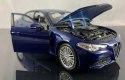 Alfa Romeo Giulia blue 1:24 model Bburago 21080