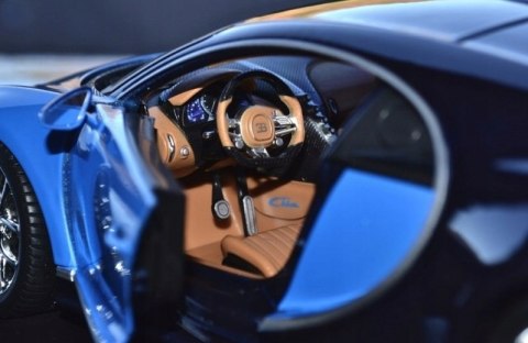BUGATTI Chiron blue 1:24 model Maisto 31514 BUGATTI Chiron blue 1:24 model Maisto 31514