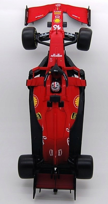 Bolid F1 Ferrari SF21 Leclerc 2021 BBurago 1:18 Bolid F1 Ferrari SF21 Leclerc 2021 BBurago 1:18