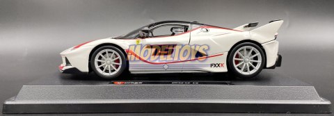 FERRARI FXX K #75 white model Bburago 26301 1:24 FERRARI FXX K #75 white model Bburago 26301 1:24