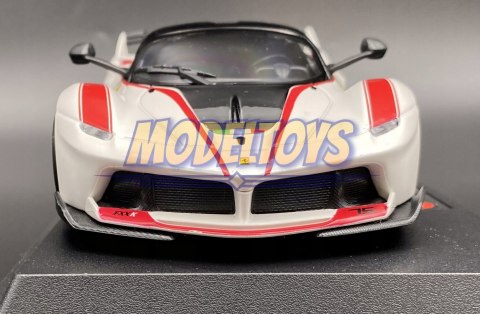 FERRARI FXX K #75 white model Bburago 26301 1:24 FERRARI FXX K #75 white model Bburago 26301 1:24