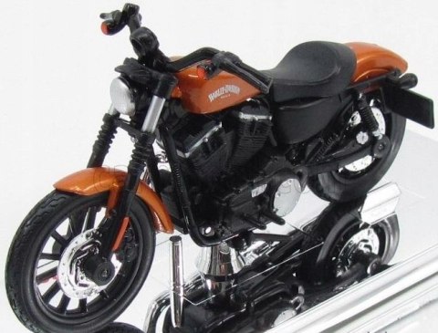 HARLEY DAVIDSON '14 Sportster Iron 883 1:18 Maisto HARLEY DAVIDSON '14 Sportster Iron 883 1:18 Maisto