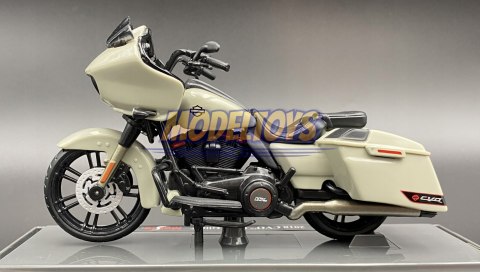 HARLEY DAVIDSON 2018 CVO Road Glide 1:18 Maisto HARLEY DAVIDSON 2018 CVO Road Glide 1:18 Maisto