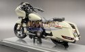 HARLEY DAVIDSON 2018 CVO Road Glide 1:18 Maisto