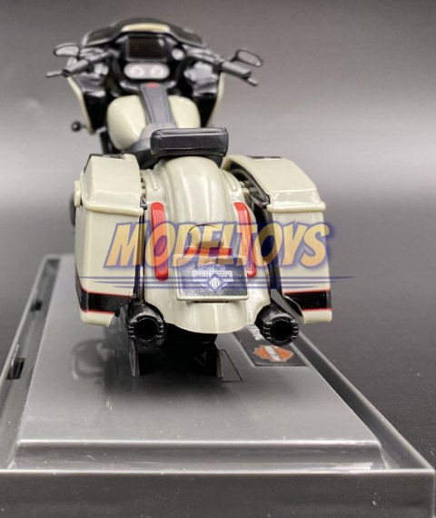 HARLEY DAVIDSON 2018 CVO Road Glide 1:18 Maisto HARLEY DAVIDSON 2018 CVO Road Glide 1:18 Maisto