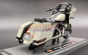 HARLEY DAVIDSON 2018 CVO Road Glide 1:18 Maisto