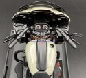 HARLEY DAVIDSON 2018 CVO Road Glide 1:18 Maisto