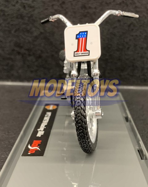 HARLEY DAVIDSON XR750 1972 Racing Bike 1:18 Maisto HARLEY DAVIDSON XR750 1972 Racing Bike 1:18 Maisto