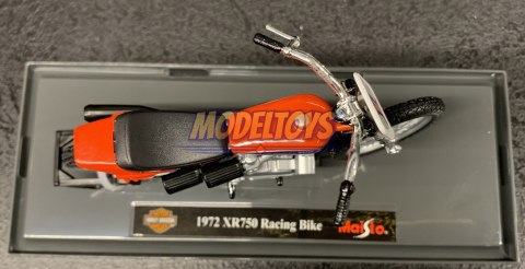 HARLEY DAVIDSON XR750 1972 Racing Bike 1:18 Maisto HARLEY DAVIDSON XR750 1972 Racing Bike 1:18 Maisto