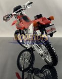 HONDA XR 400R #111 motocykl model 1:18 Maisto