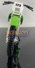 KAWASAKI KLX 250 SR #123motocykl model 1:18 Maisto