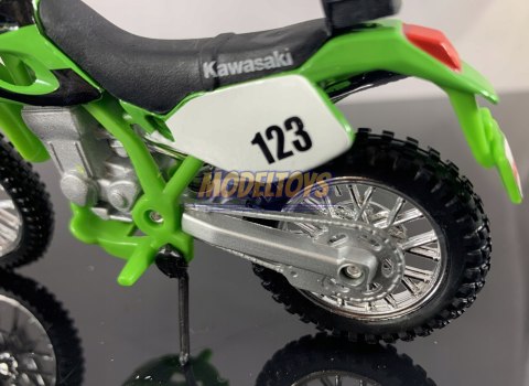 KAWASAKI KLX 250 SR #123motocykl model 1:18 Maisto KAWASAKI KLX 250 SR #123motocykl model 1:18 Maisto