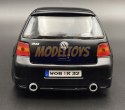 Volkswagen VW Golf R32 matowy 1:24 Maisto 31290