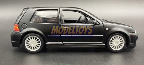 Volkswagen VW Golf R32 matowy 1:24 Maisto 31290 Volkswagen VW Golf R32 matowy 1:24 Maisto 31290
