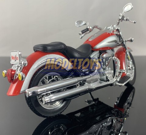 YAMAHA Road Star 2001 motocykl model 1:18 Maisto YAMAHA Road Star 2001 motocykl model 1:18 Maisto