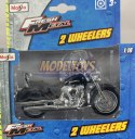 YAMAHA Road Star Silverado 2001 model 1:18 Maisto